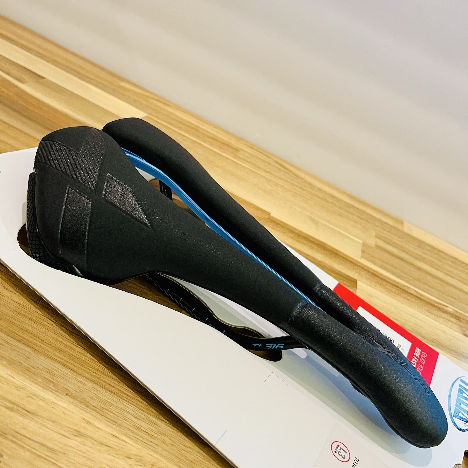 Selle Italia X-LR E-Bike Superflow L Bicycle Saddle – Brand New In Box – L3 Size