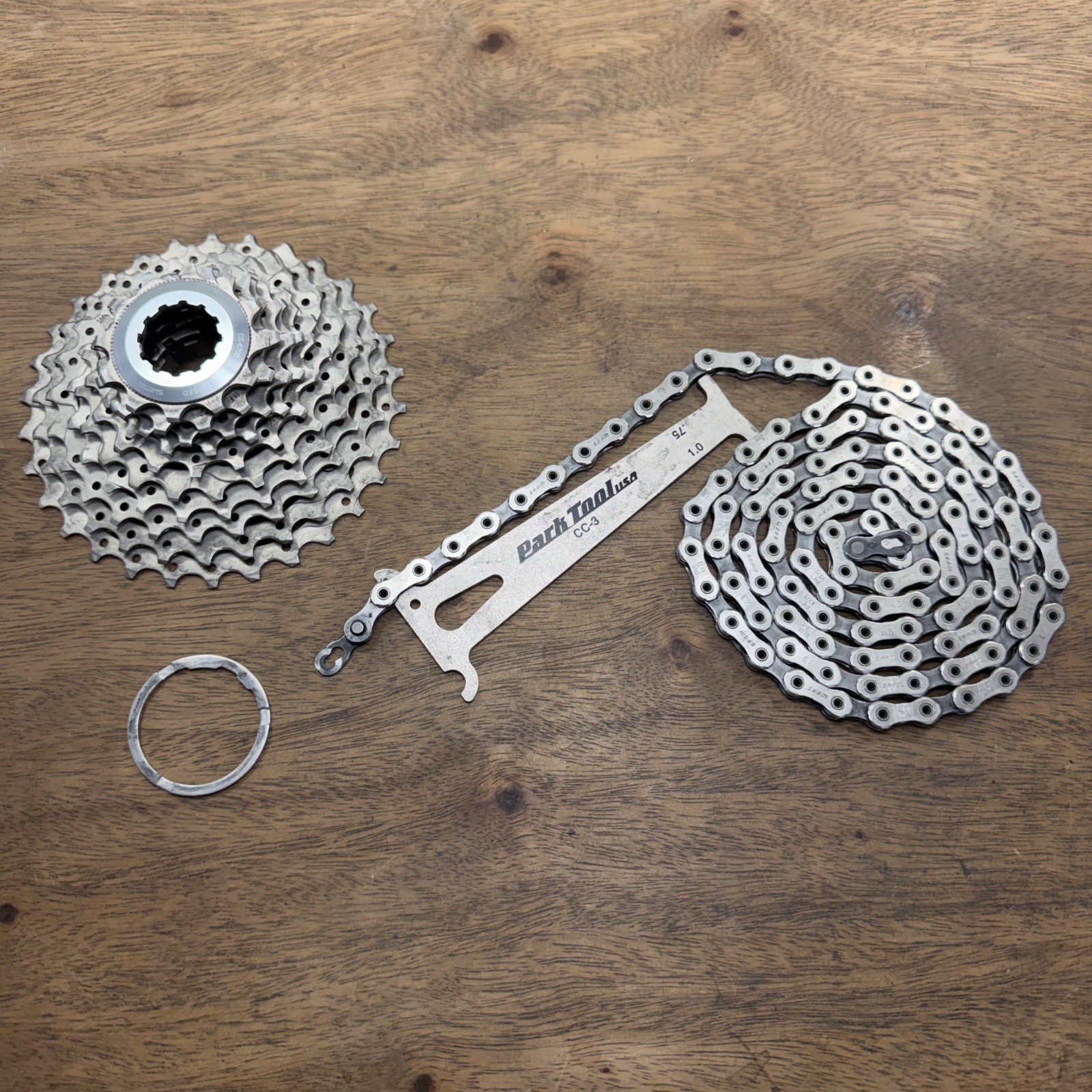 Shimano Ultegra CS-6700 10 Speed 12-30t Cassette w/ Chain