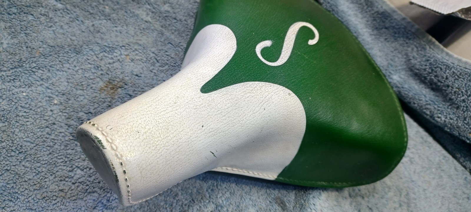 VGC Vintage «S» type Schwinn Green Mesinger Bicycle Seat Saddle with seatpost