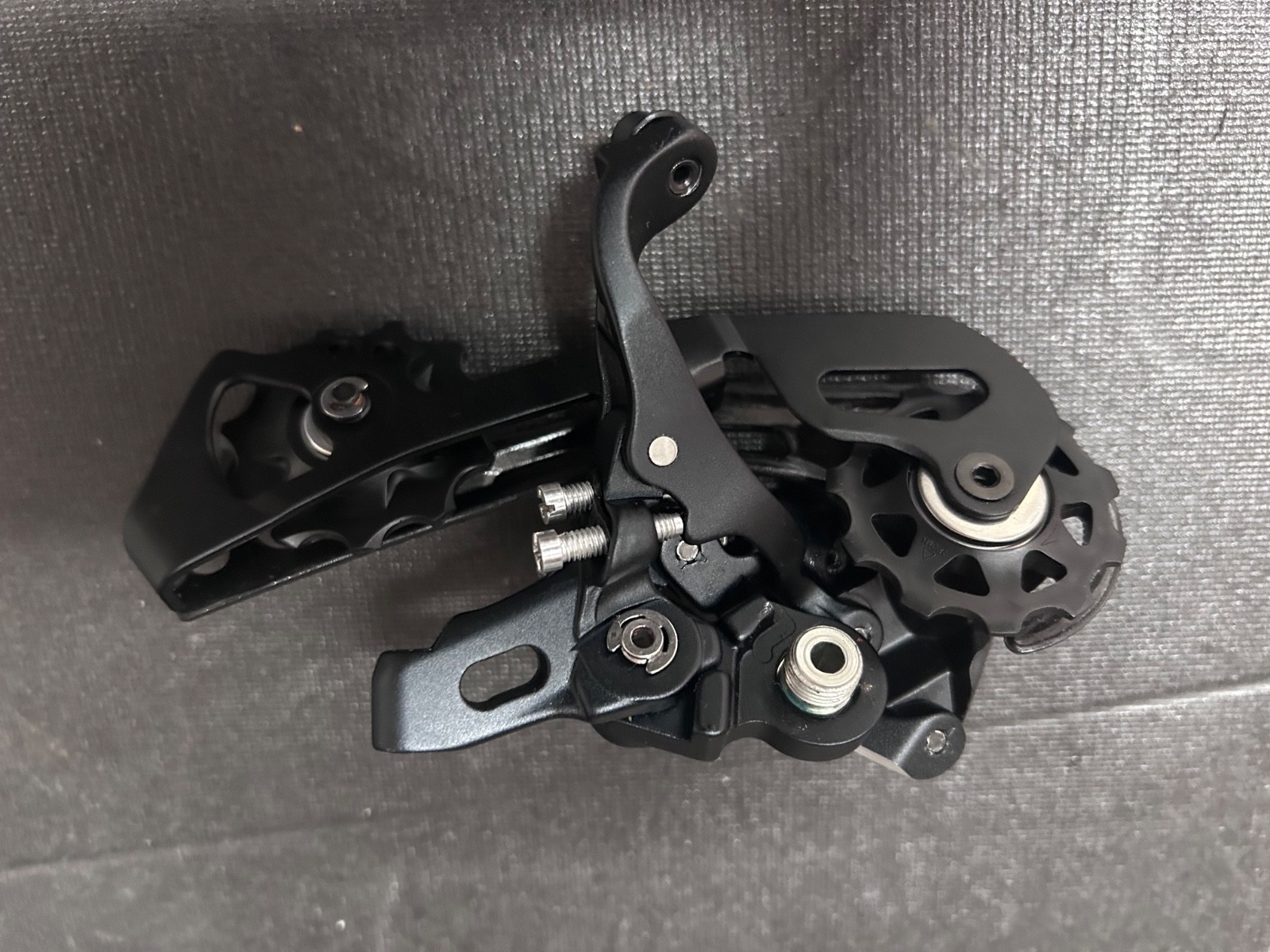 Shimano XTR Shadow Rear Derailleur – NIB 10 speed RD-M980 SGS Top Normal $240