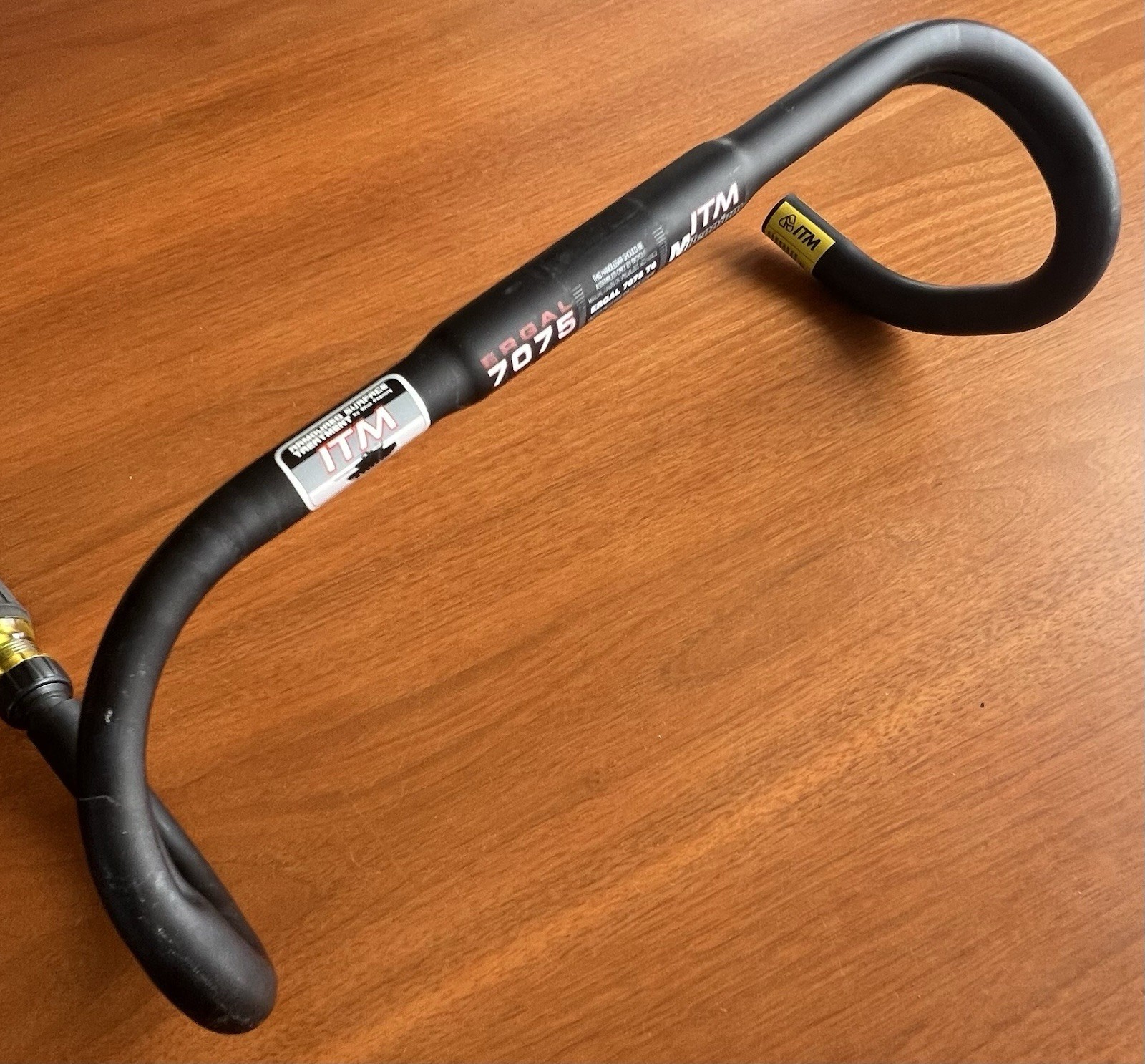 ITM Millennium Ergal 7075 Ultra Lite 46cm/18in (Outside to Outside) – 26mm Clamp