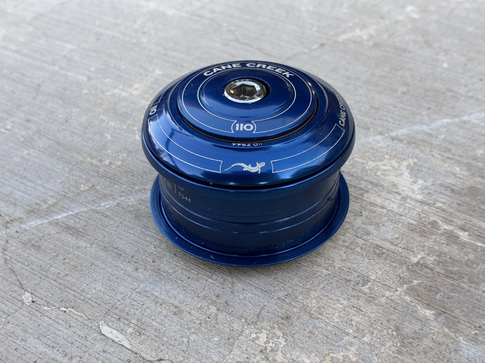 NOS Cane Creek 110 ZS44 1 1/8″ Threadless Headset | Cobalt Blue / Made in Taiwan