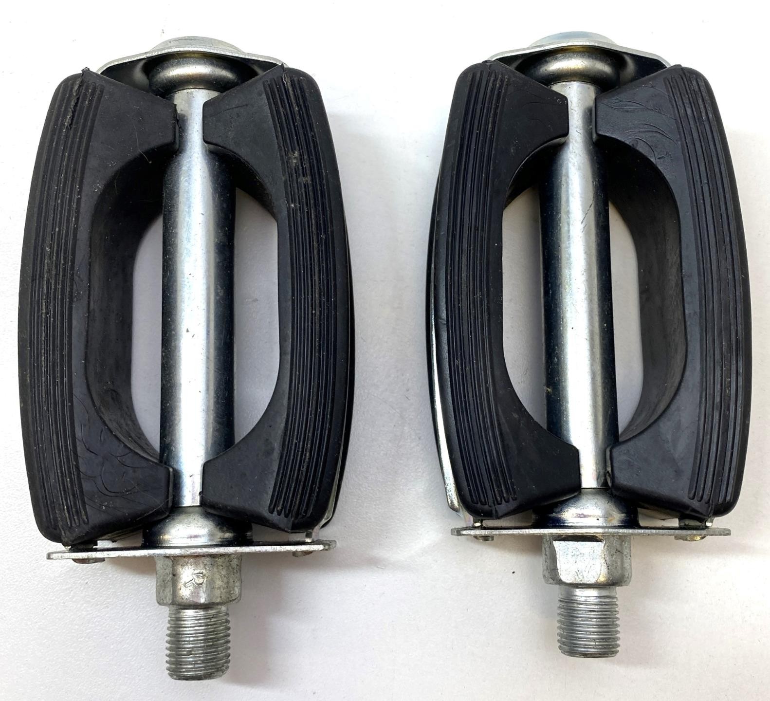 NOS Union Reflector BOW bicycle PEDALS 1/2″