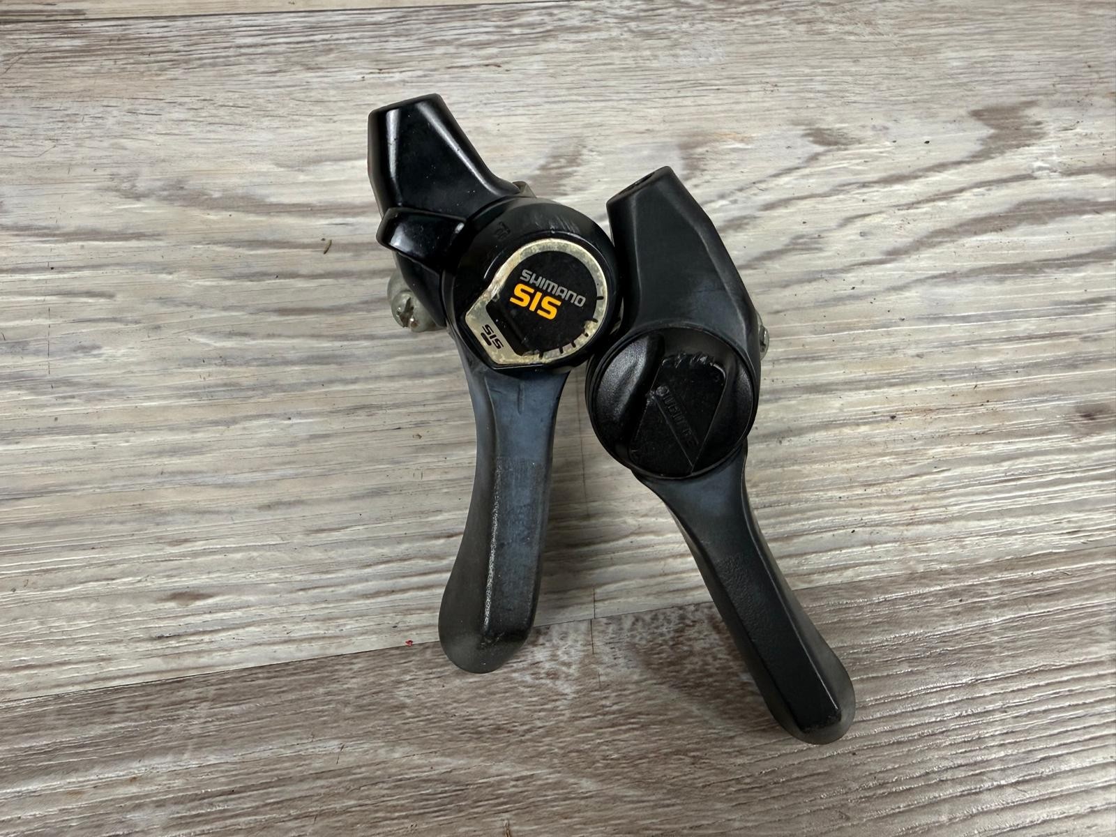 Vintage Shimano SIS 5 Speed Thumb Trigger Shifter Set MTB 1980s Black 5s Japan