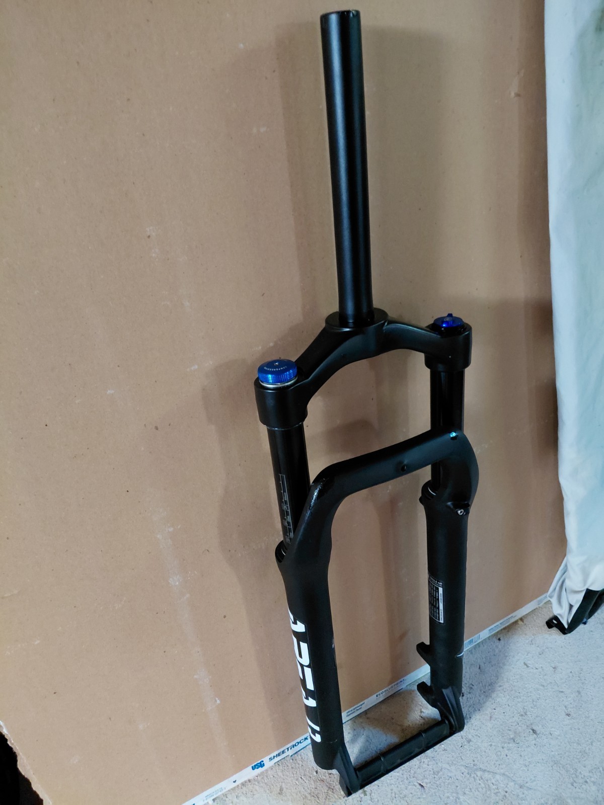 Area 13 fatbike suspension fork ( E-bike/mountain bikes )