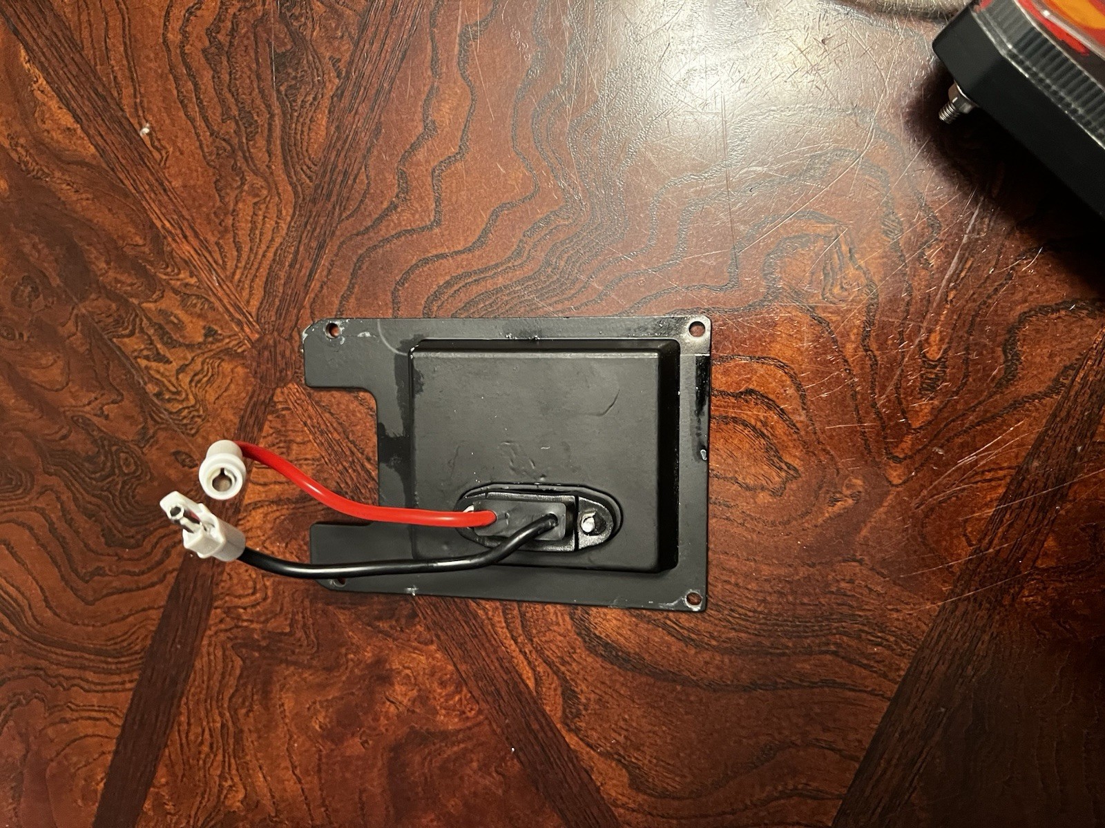 Heybike Tyson Battery Power Connector