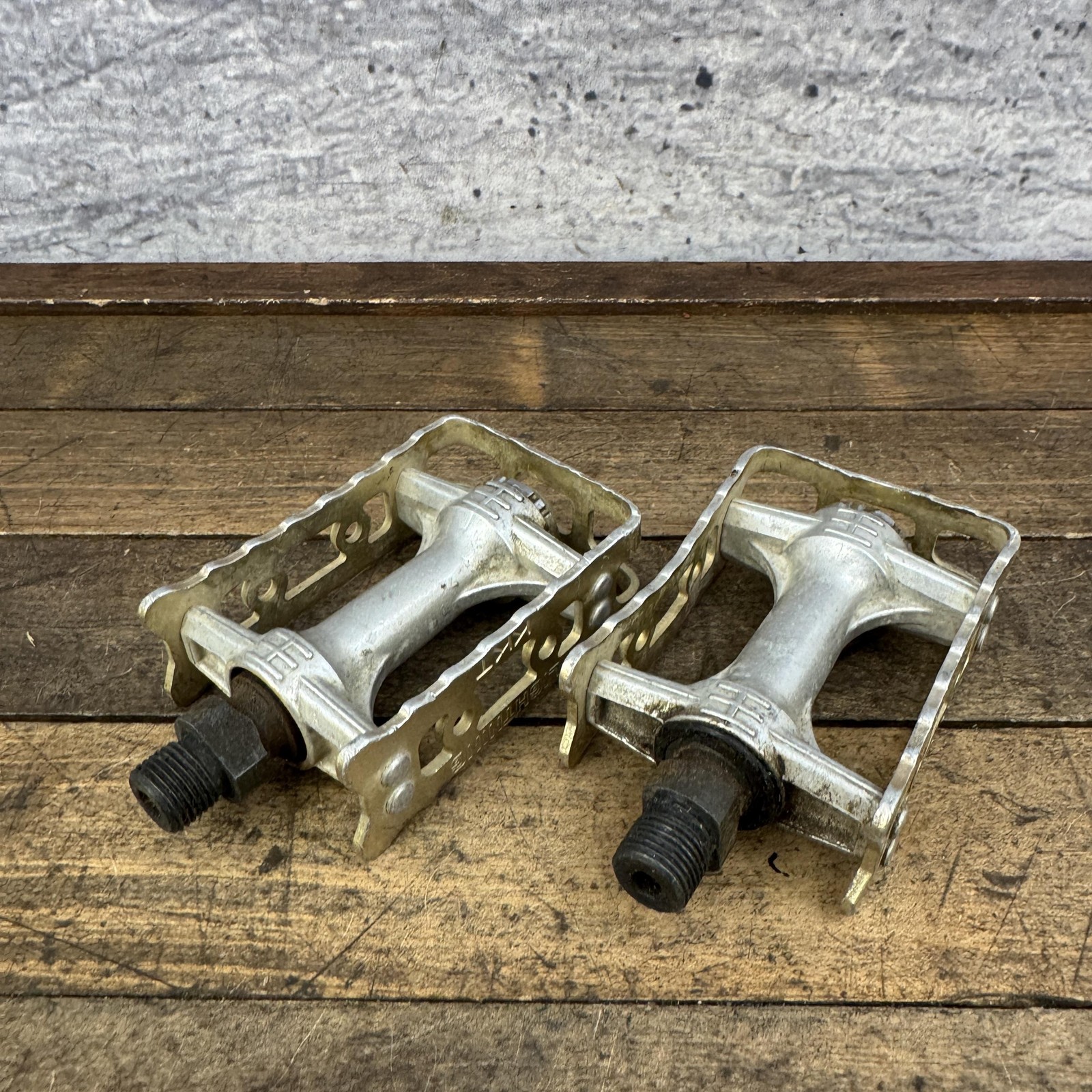 Vintage KKT Lightning BMX Bike Pedals 9/16 Gold 1980s Old School Race Bike Fade