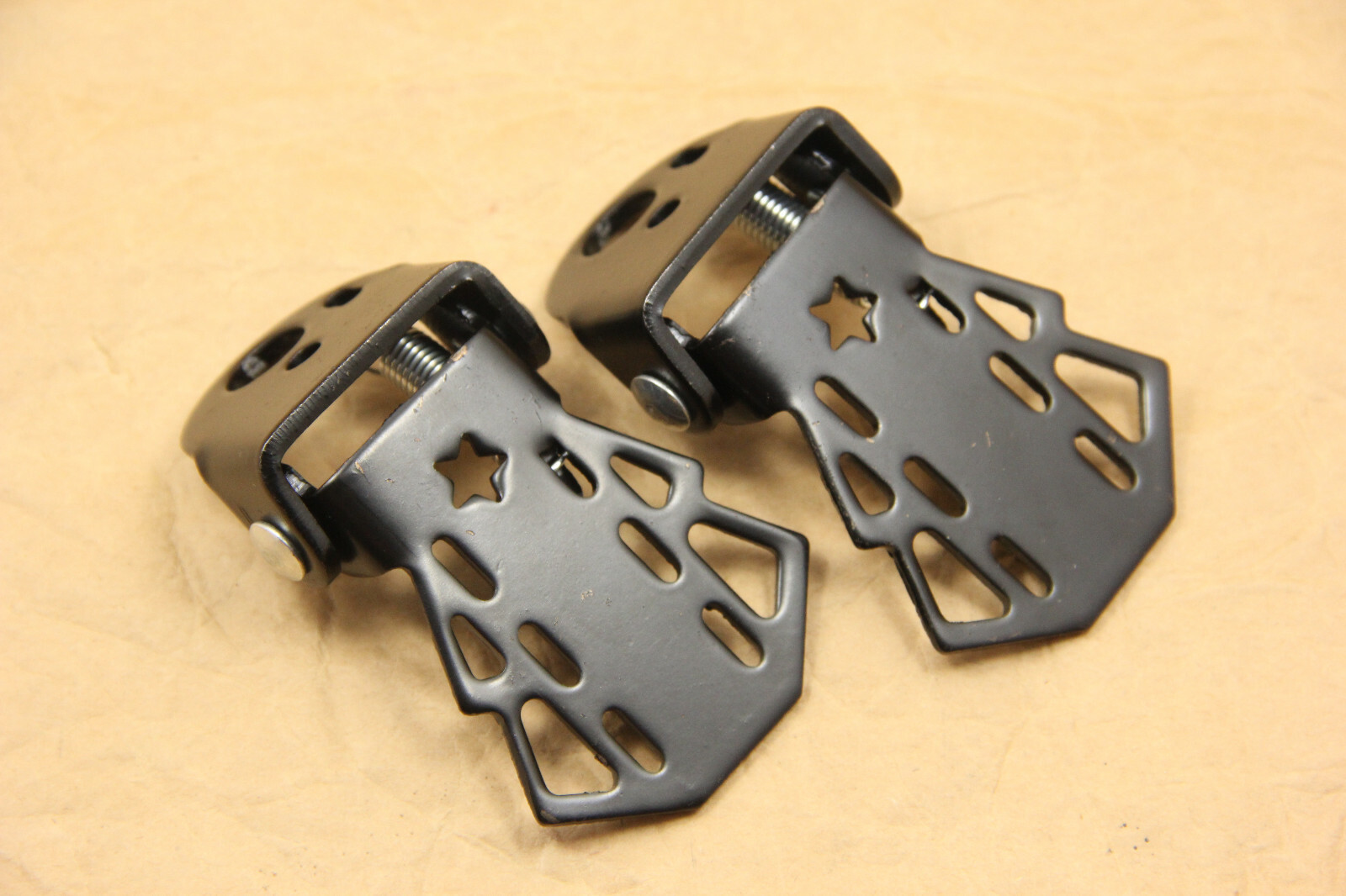 Bike Bicycle Foot Pegs Foot Board Foot Pads Iron Black