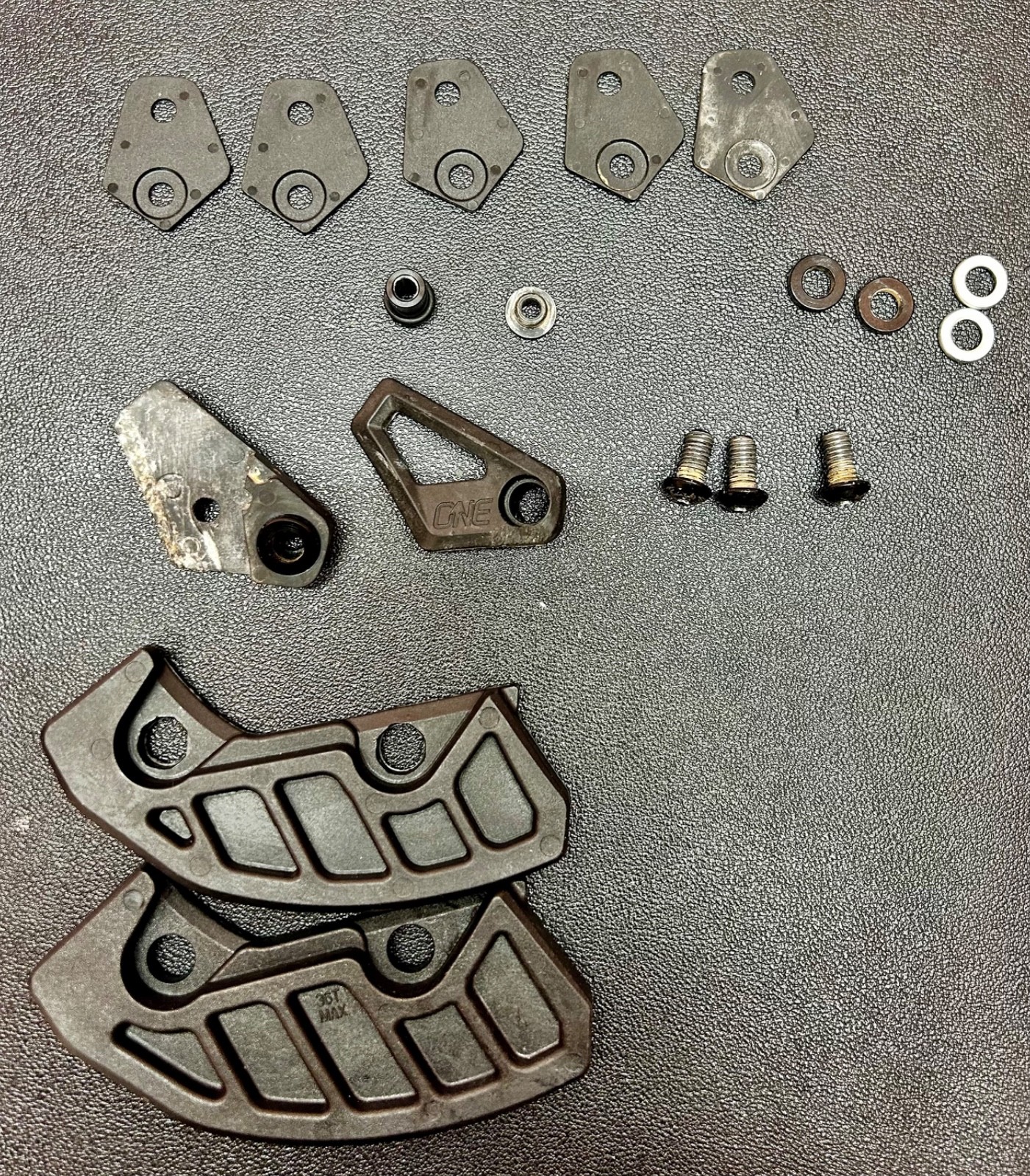 OneUp Components Bash Guard ISCG-05 – PARTS ONLY