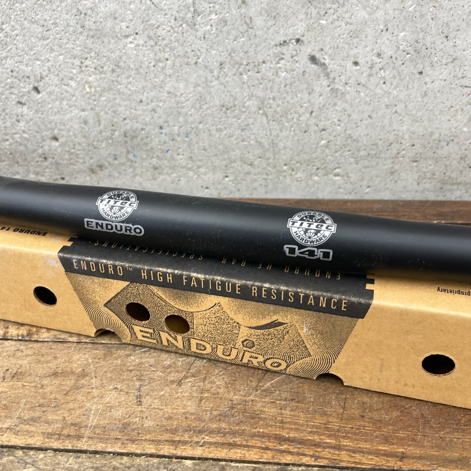 Vintage Titec 141 Enduro Handlebar NOS 25.4 mm Mountain Bike Flat Bar MTB 560