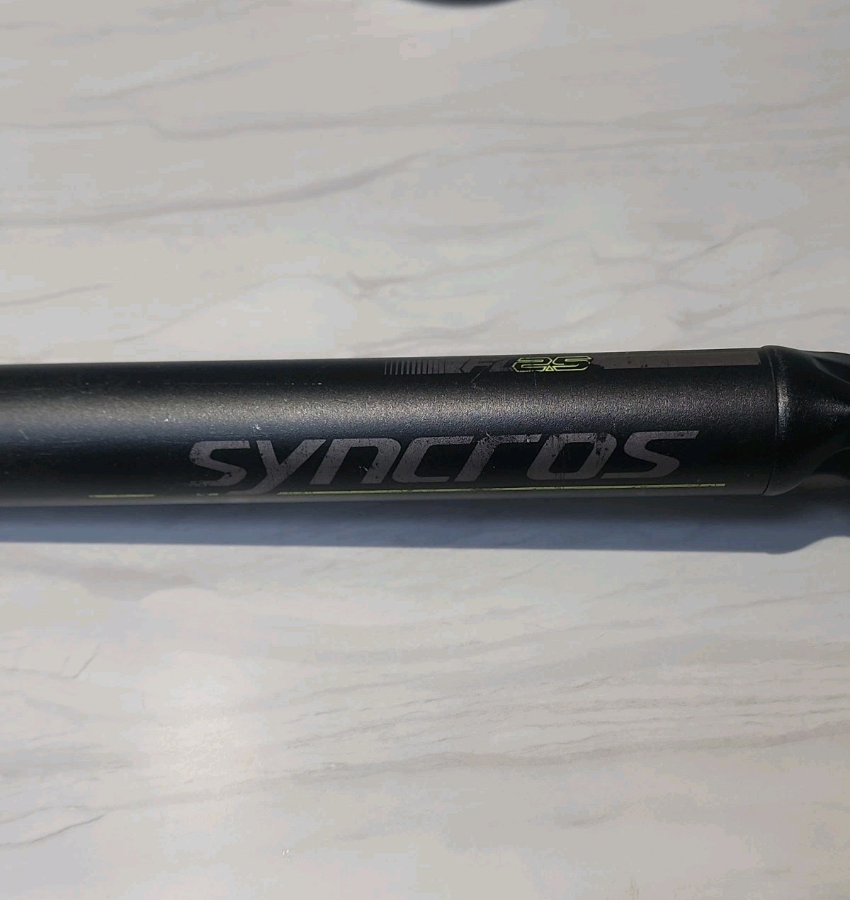Syncros FL 2.5 Seat Post 31.6 mm x 400mm Black/Lime green or Yellow?