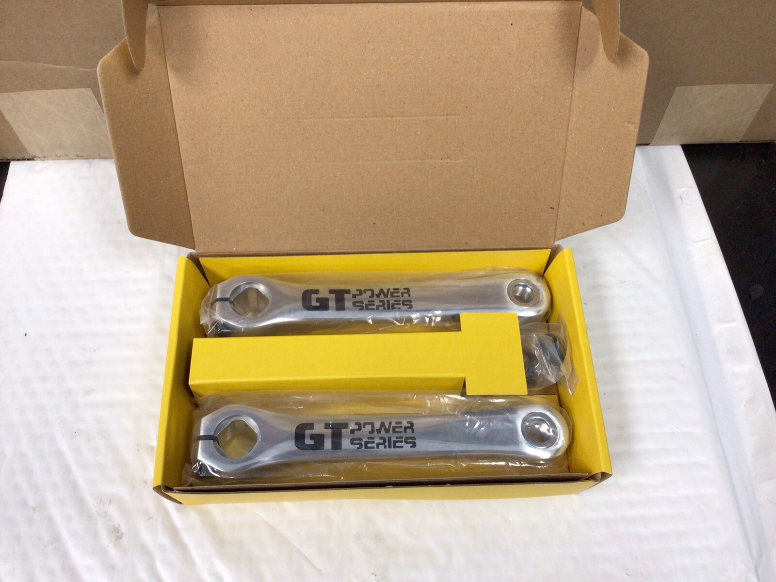 GT Power Series Polished Alloy Crank Set Without Chainring 175mm 22mm