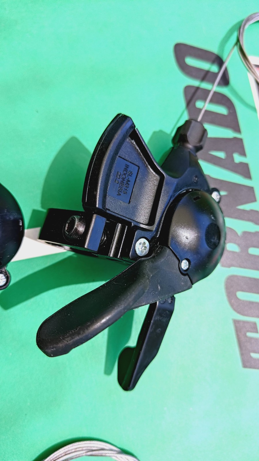 Shimano Altus SL-M315 Shifter Set 3×8 Speed Rapidfire Plus MTB Hybrid