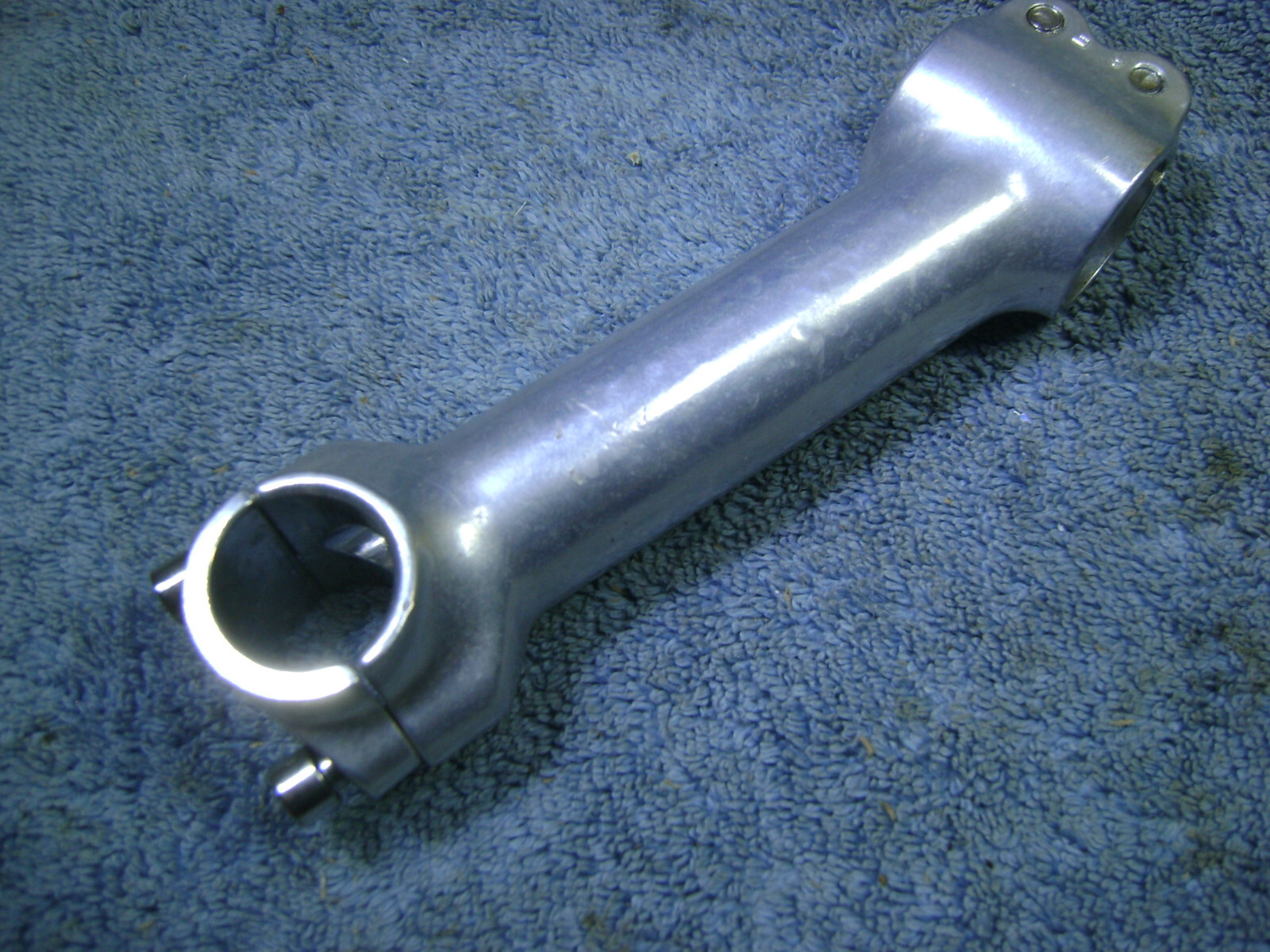 used 125mm bicycle handlebar stem to fit 28.6m.m. steerer 25.4mm bar