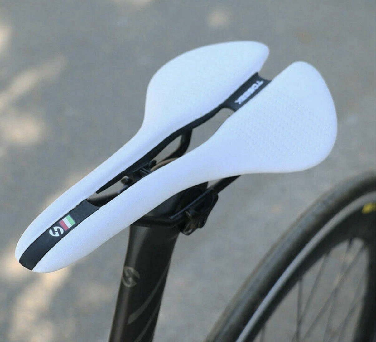 TOSEEK Bicycle Seat Saddle MTB Road Bike Saddles Mountain Bike Racing Saddles