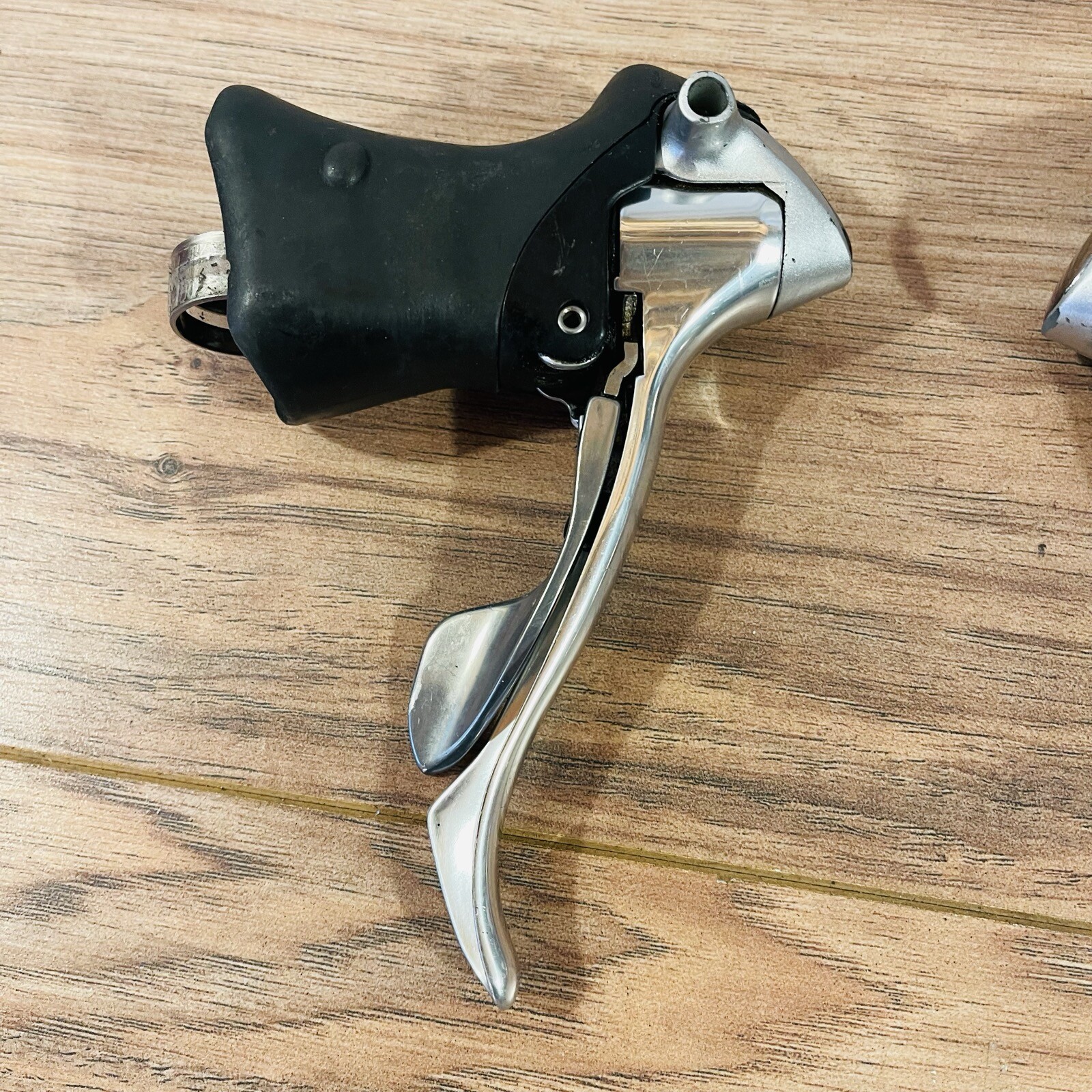 Shimano Dura-Ace ST-7700-C 2 x 9 STI Shifters STI