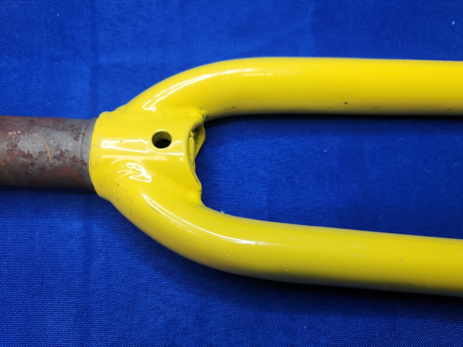 NOS 80s 700 C 1″ Threaded 118/32mm 387mm ATC YELLOW SPINNER CR-MO Fork Blade