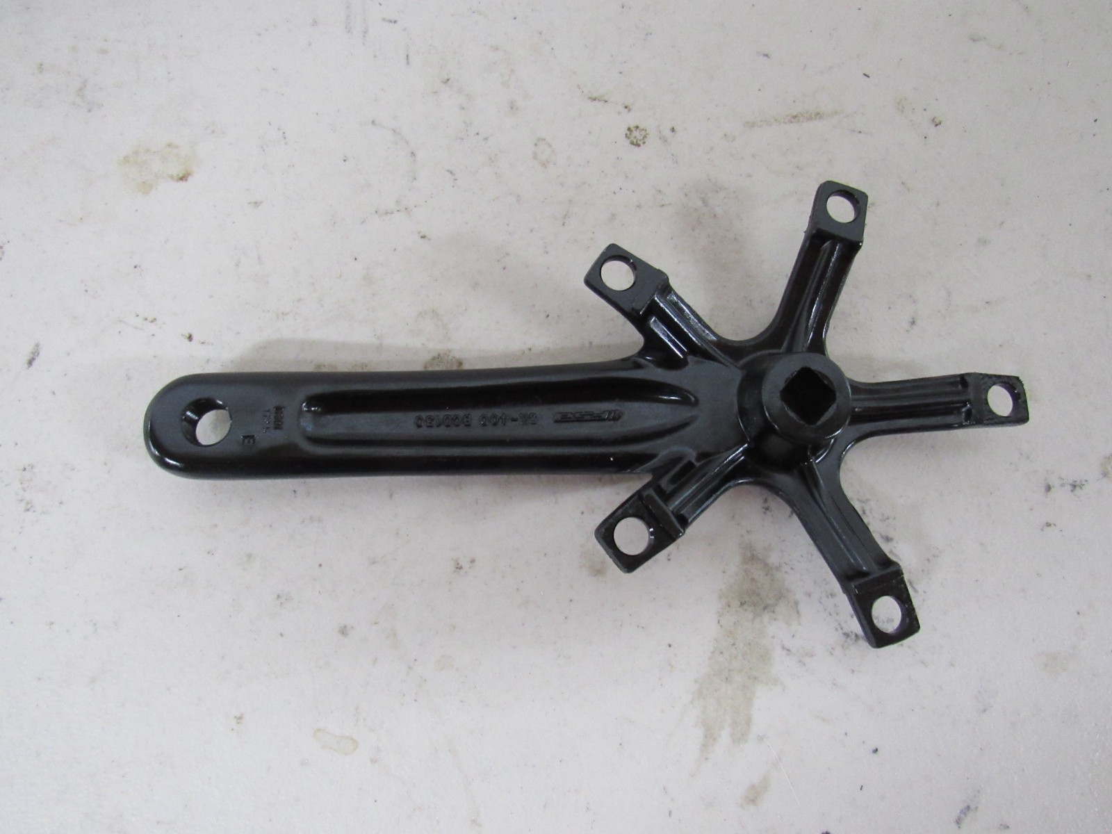 FSA VERO Double Right Crank Arm 172.5mm for Square Taper BB No Chainrings Black
