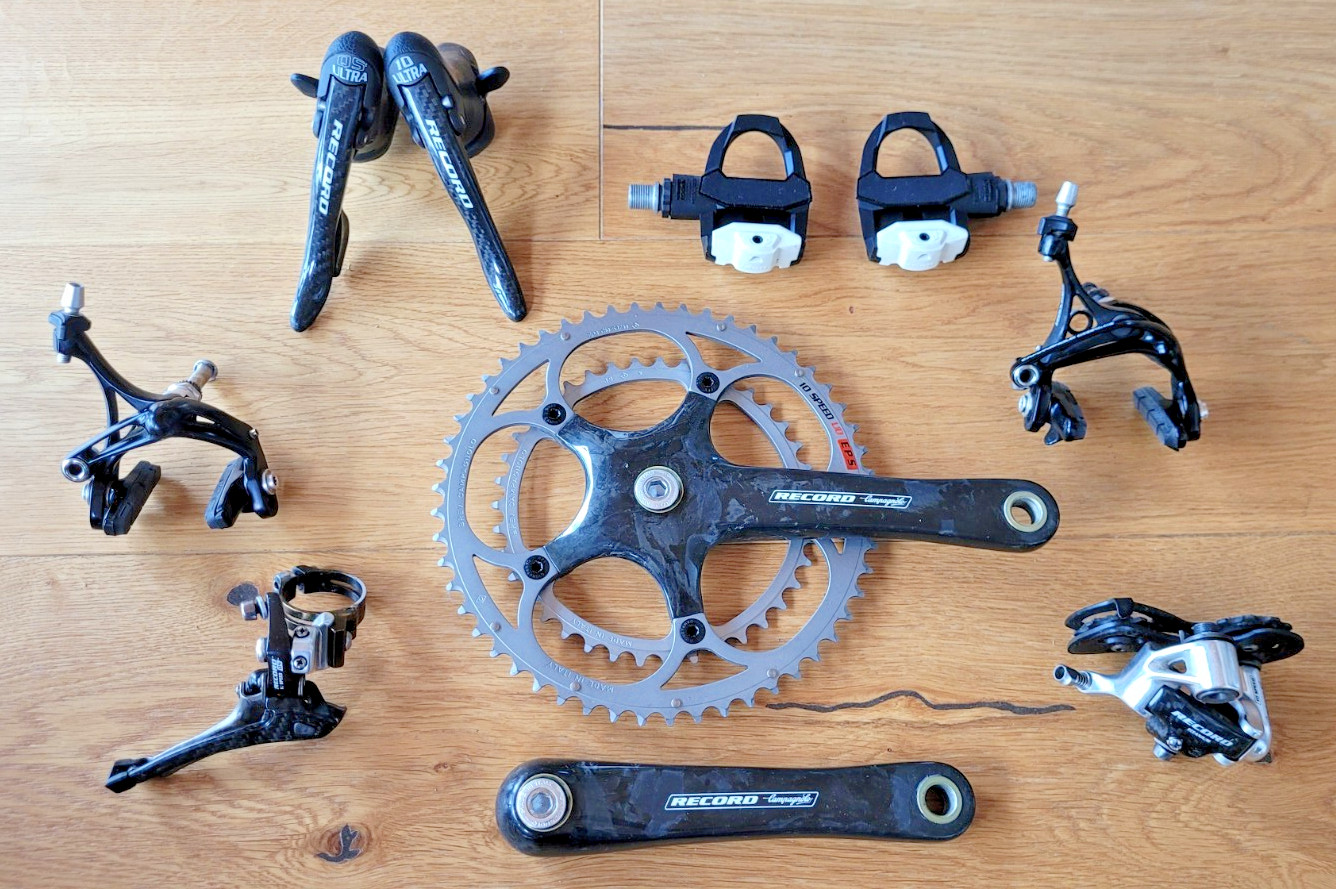 CAMPAGNOLO RECORD CARBON TITANIUM 10 speed groupset italian road bicycle LOOK