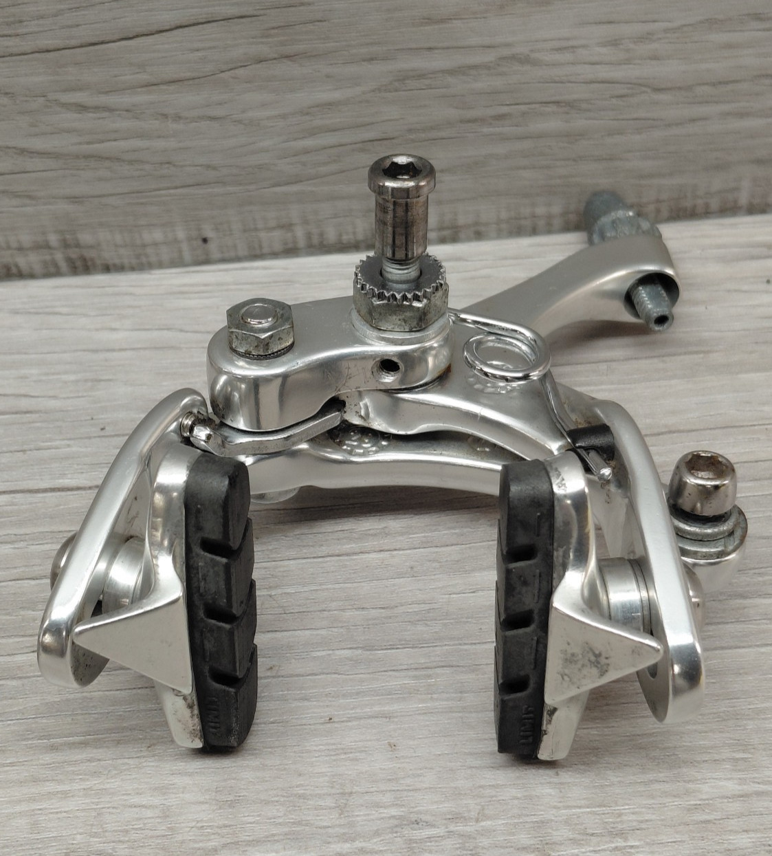 Vintage 90’s Campagnolo Daytona Road Bike Dual Pivot Brake Calipers Set -Recesse