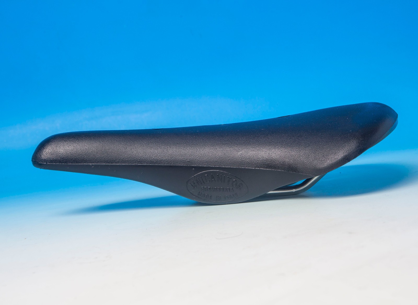 Cinelli UNICANITOR NYLON SADDLE NOS 276x158mm 298 size ROAD/TRACK ICON