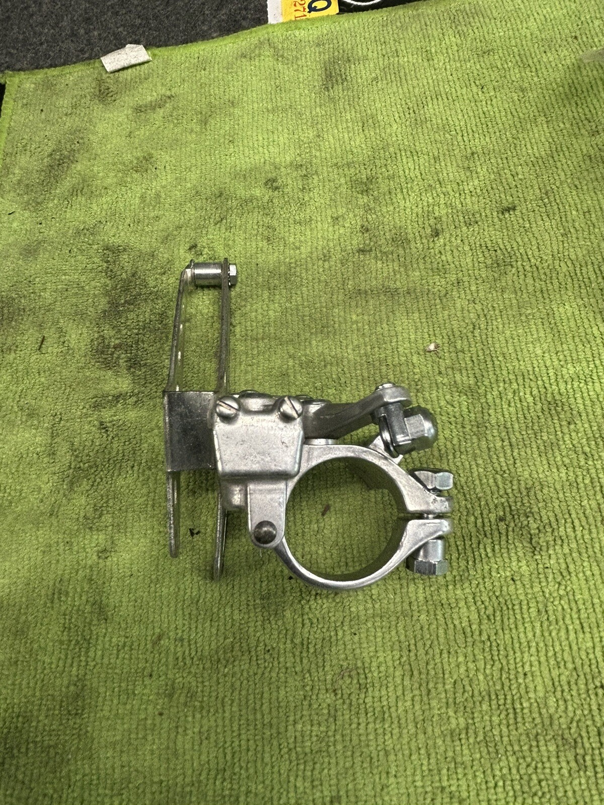 VINTAGE SHIMANO FIRST GENERATION FRONT DERAILLEUR BOTTOM PULL 28.6 mm CLAMP VFC