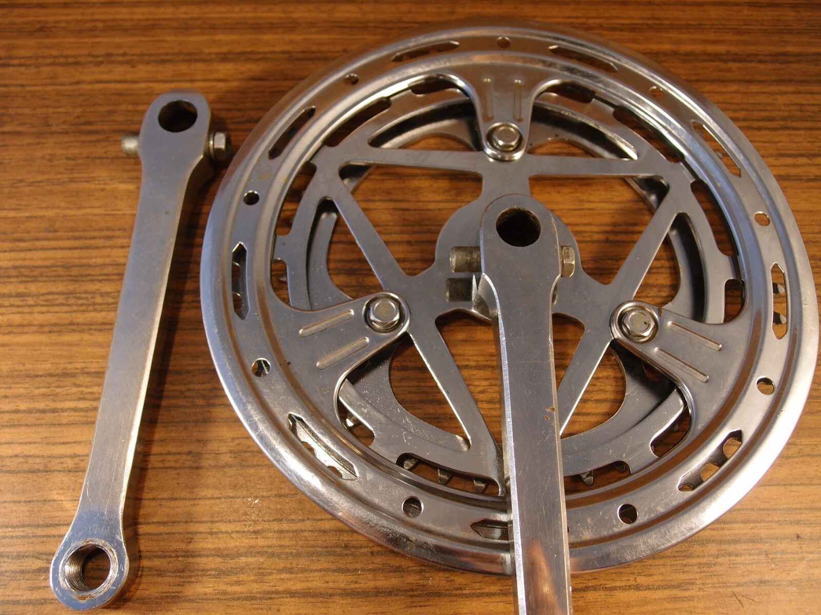 1980’s steel touring double crankset made in France 32/52 T 171 mm