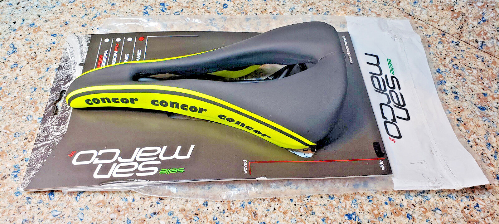 NEW Selle San Marco Concor 225g Supercomfrt Dynamic Saddle Wide YELLOY 270MW001Y