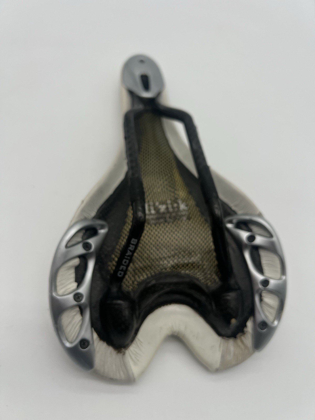FIZIK ALIANTE ROAD BIKE SADDLE KIIUM RAILS CARBON TWIN FLEX