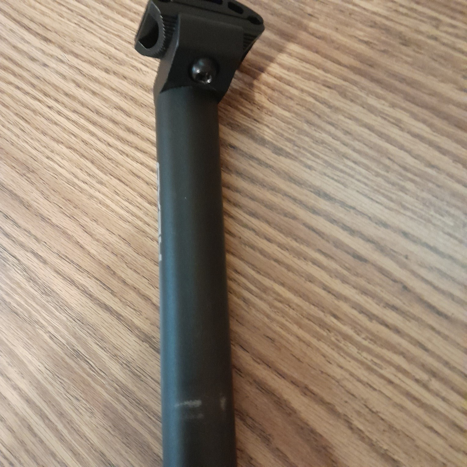 Head Brand Setback Seatpost 350mm Length 30.6mm Diameter 15mm of Setback Black