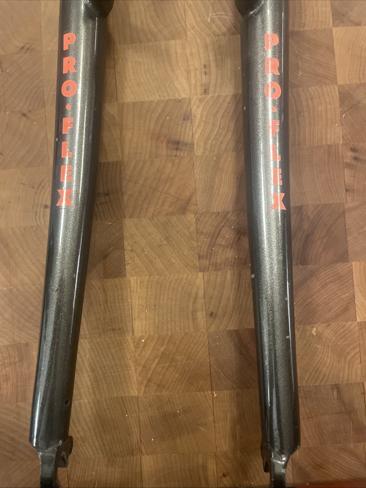Vintage Unused PRO-FLEX Threaded Fork • 1-1/4″ x 150mm x 26″ • Cr-Mo 4130. (FSW)