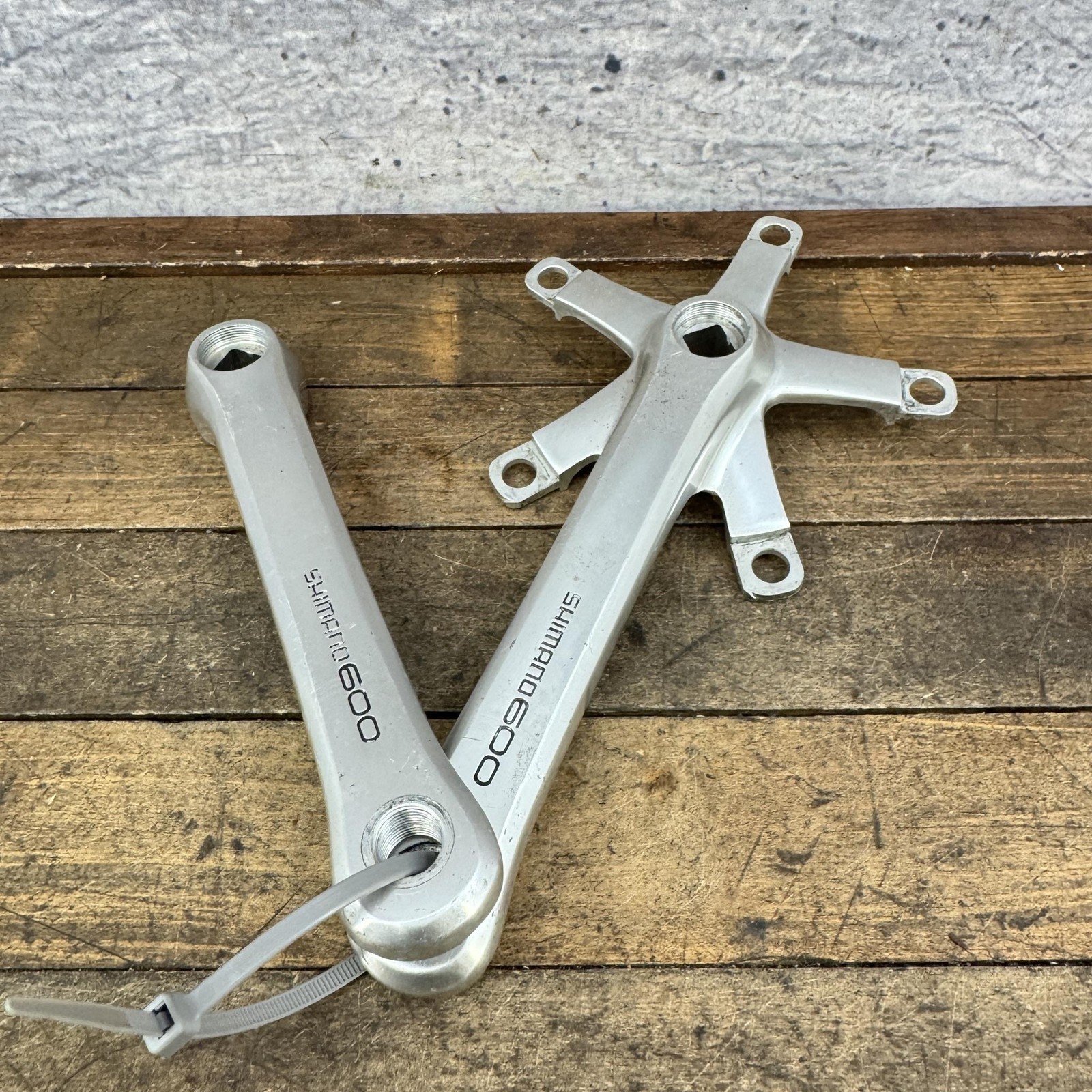 Vintage Shimano 600 Crank Set 165 Mm FC-6207 Double 130 BCD 165mm Road Japan