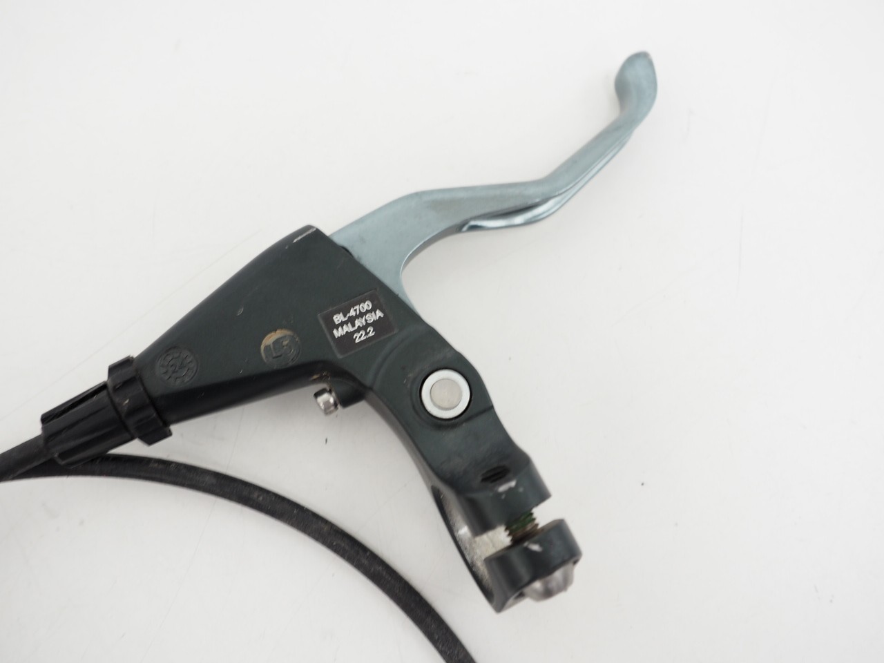 Shimano Tiagra BL-4700 Flat Bar Brake Lever Set w/ TRP MD-C605 Disc Calipers