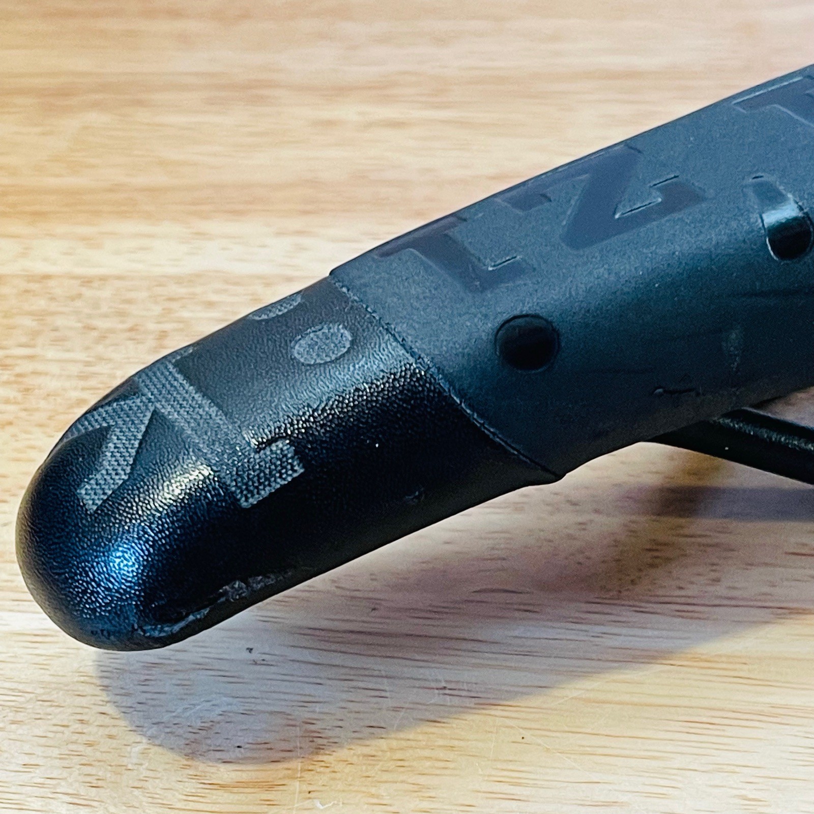 Fizik Tundra 2 Saddle Manganese Rails Black