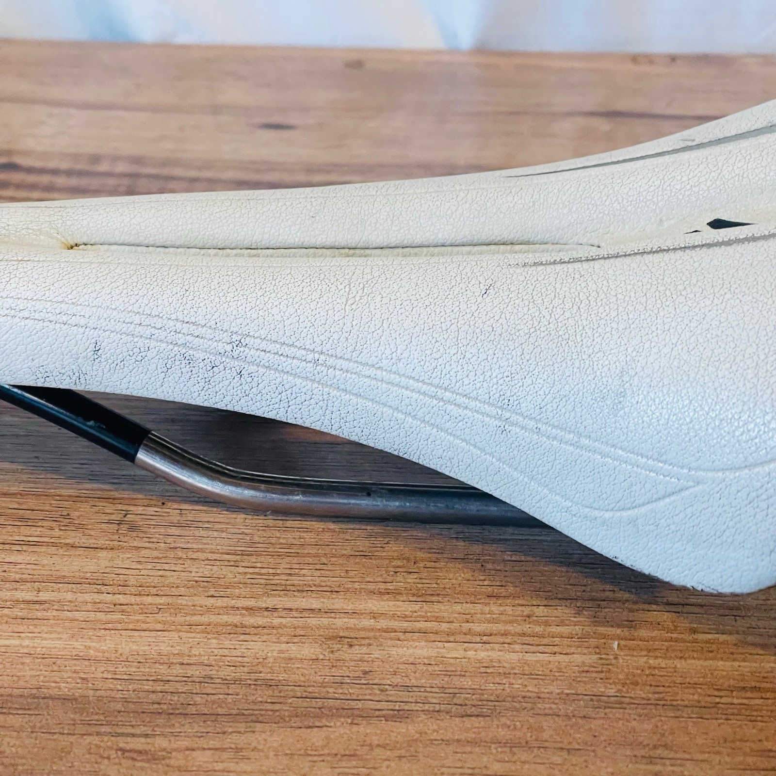 Specialized Avatar Body Geometry 130 Saddle Hollow Titanium White Synthetic