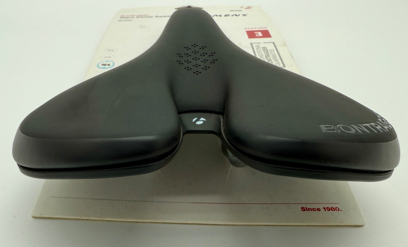 Bontrager Yatra Comp Women’s Saddle 164mm Black CrMo Rails Posture 3 New Old Sto
