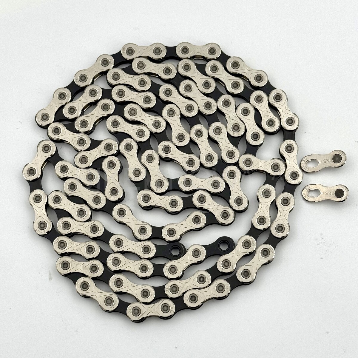 KMC X12 Bicycle Chain 116Link Silver/Black for Shimano SRAM 12 Speed 1/2×11/128″