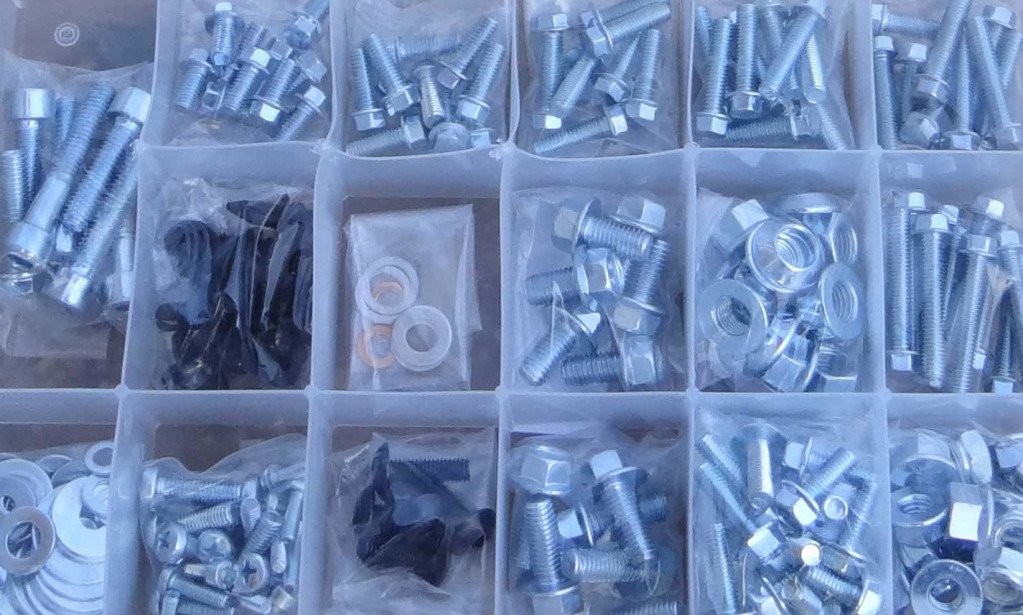 250pc Specbolt Brand 250 PIECES FACTORY SIZE HARDWARE, BRILLIANT SILVER ZINC