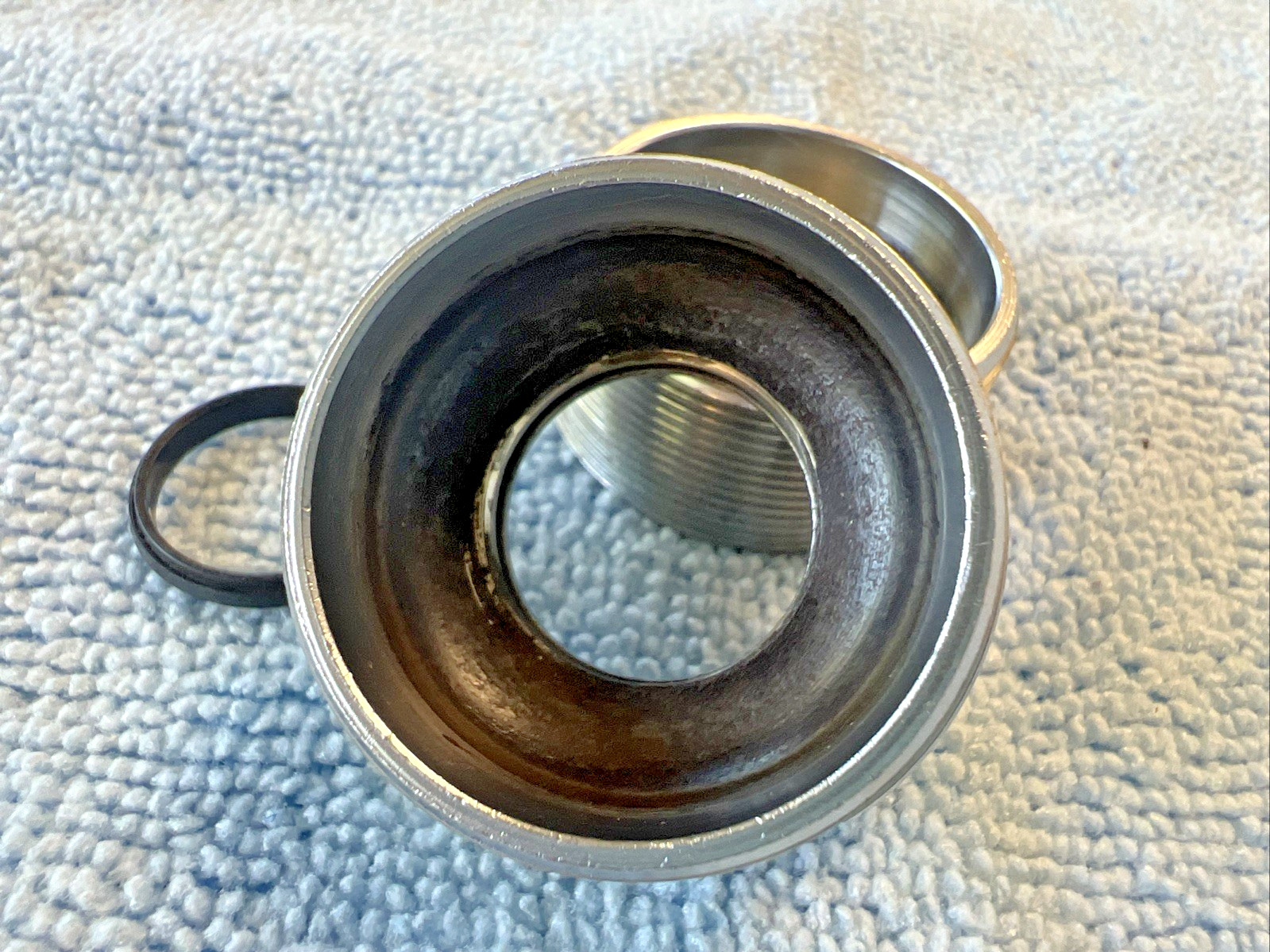 Shimano Deore XT BB-M730 Bottom Bracket – 68 x 122.5MM BSA English