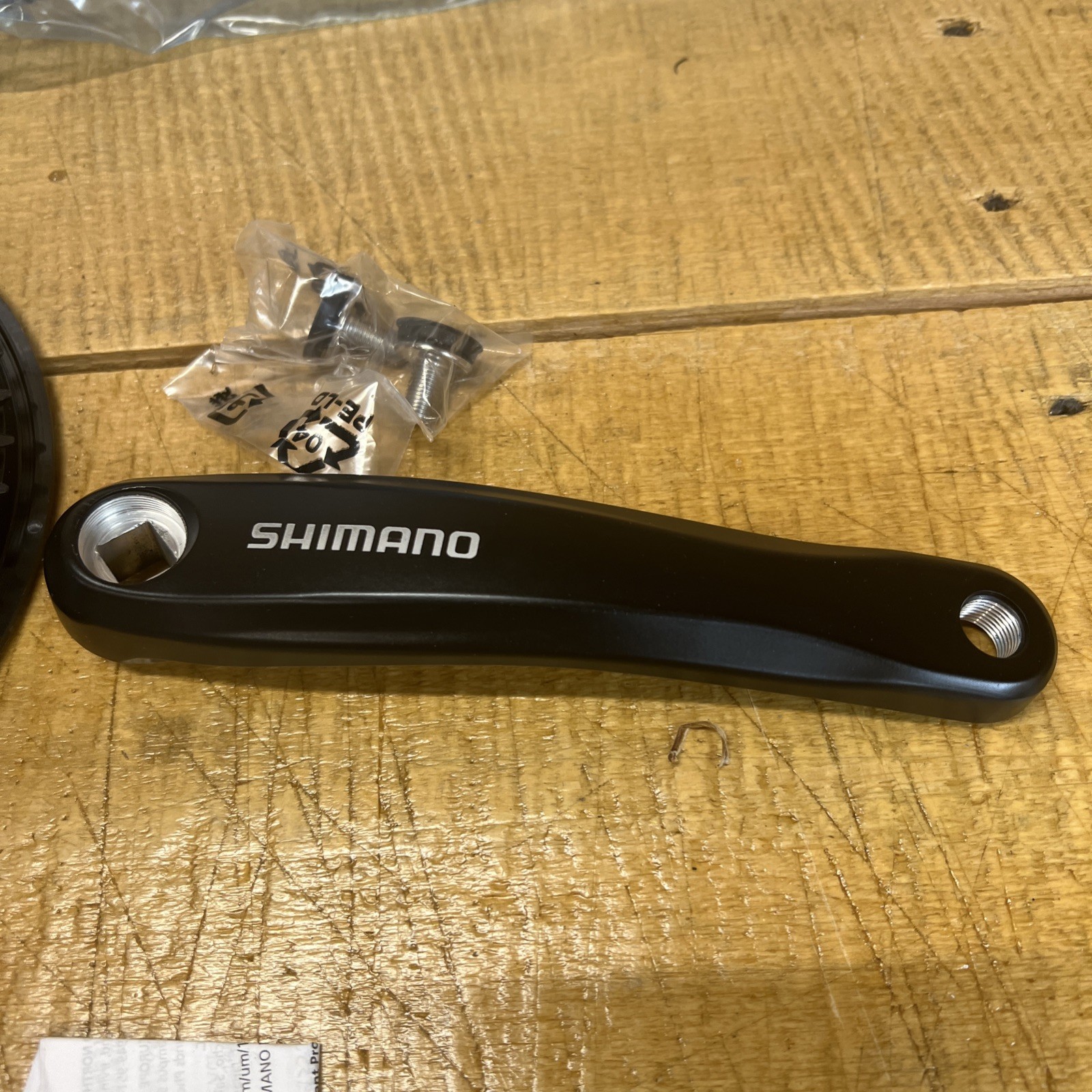 Shimano Altus FC-M311 Crankset 175mm 7/8-Speed 48/38/28t Riveted Black