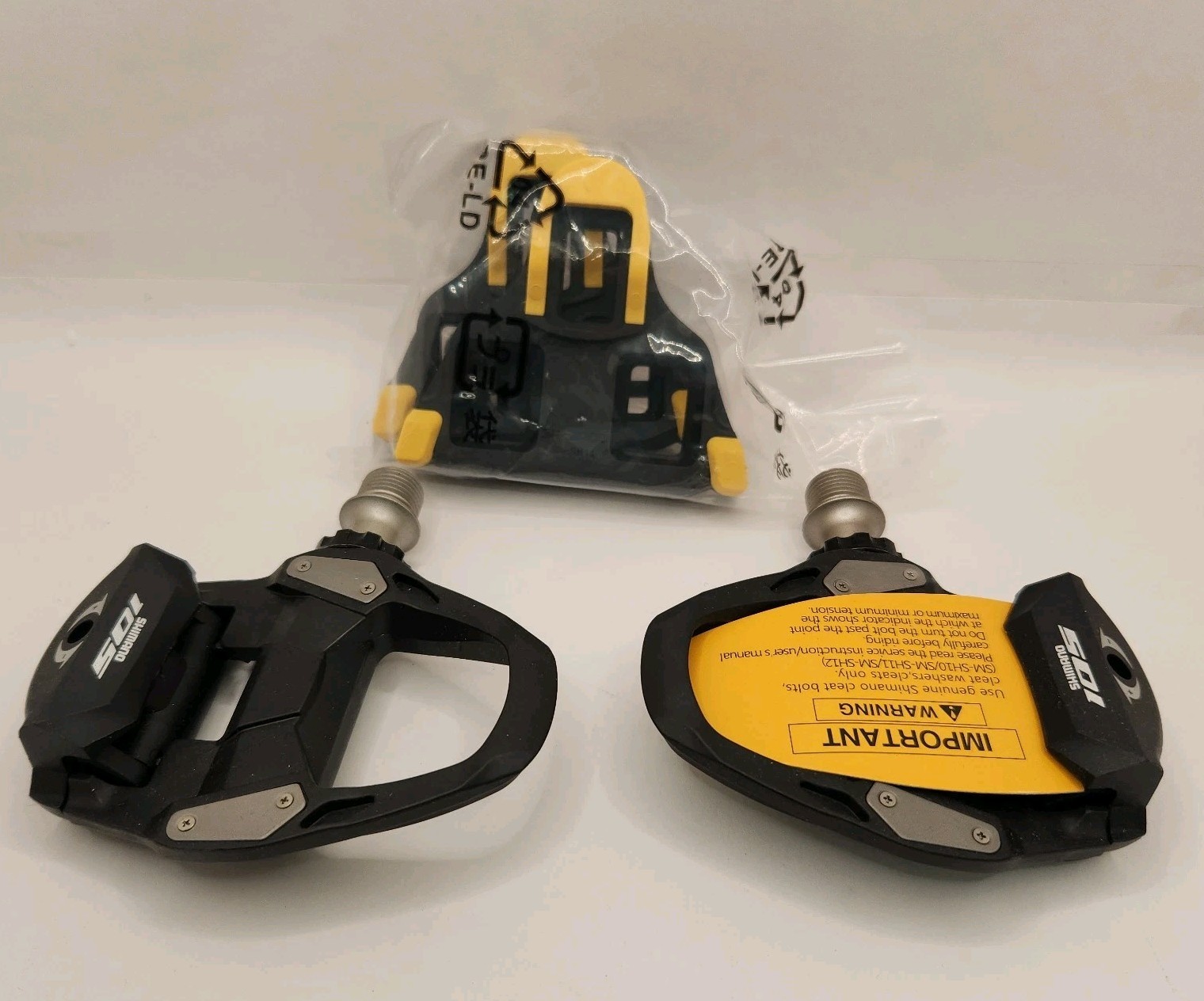 NEW Shimano PD-R7000 SPD-SL Clipless Road Bike Pedals – Black