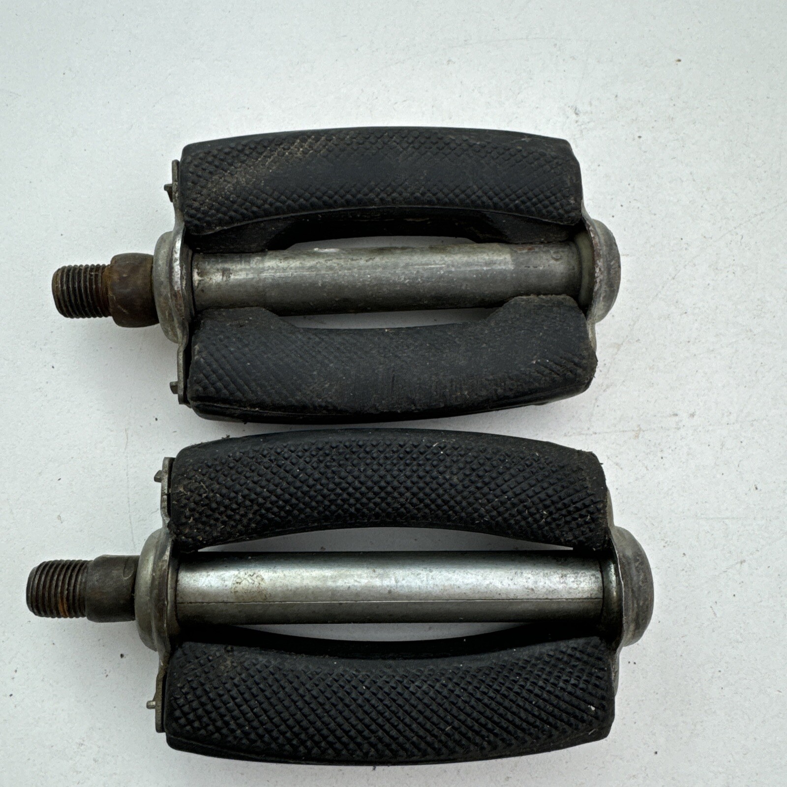Vintage CECOR 360 Bow 1/2 in Pedals Block Klunker Muscle Cottered Crank 1976 A75