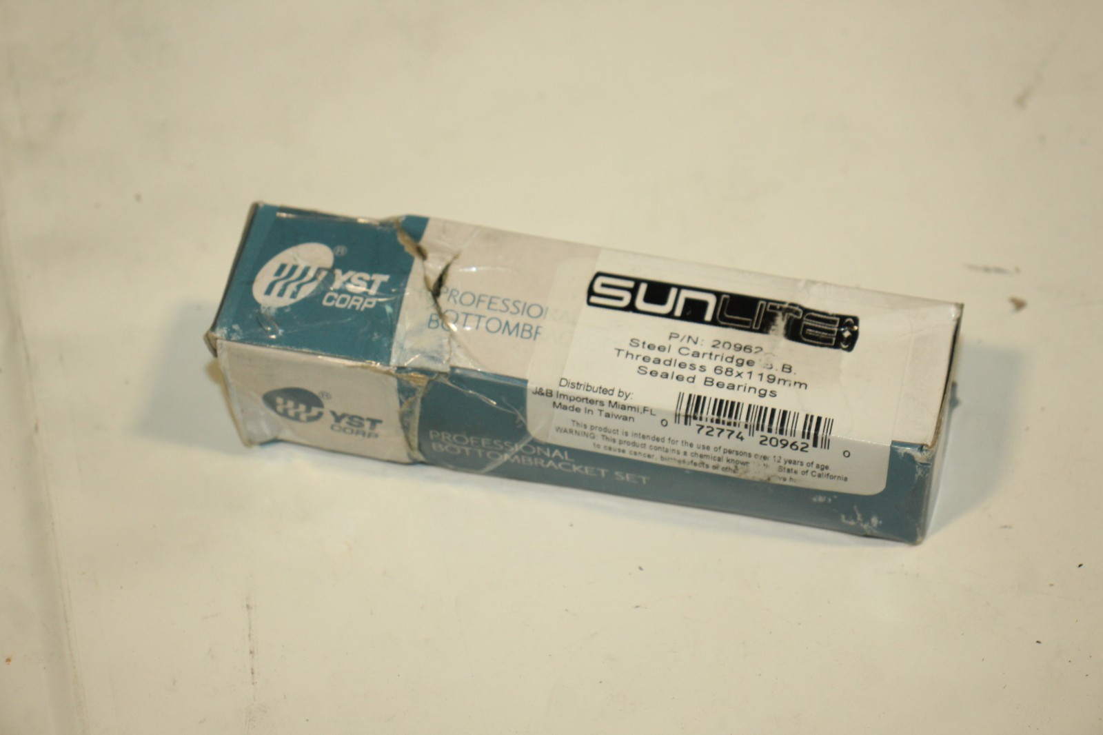 Sunlite Bottom Bracket Cartridge 20962 Threadless 68x119mm