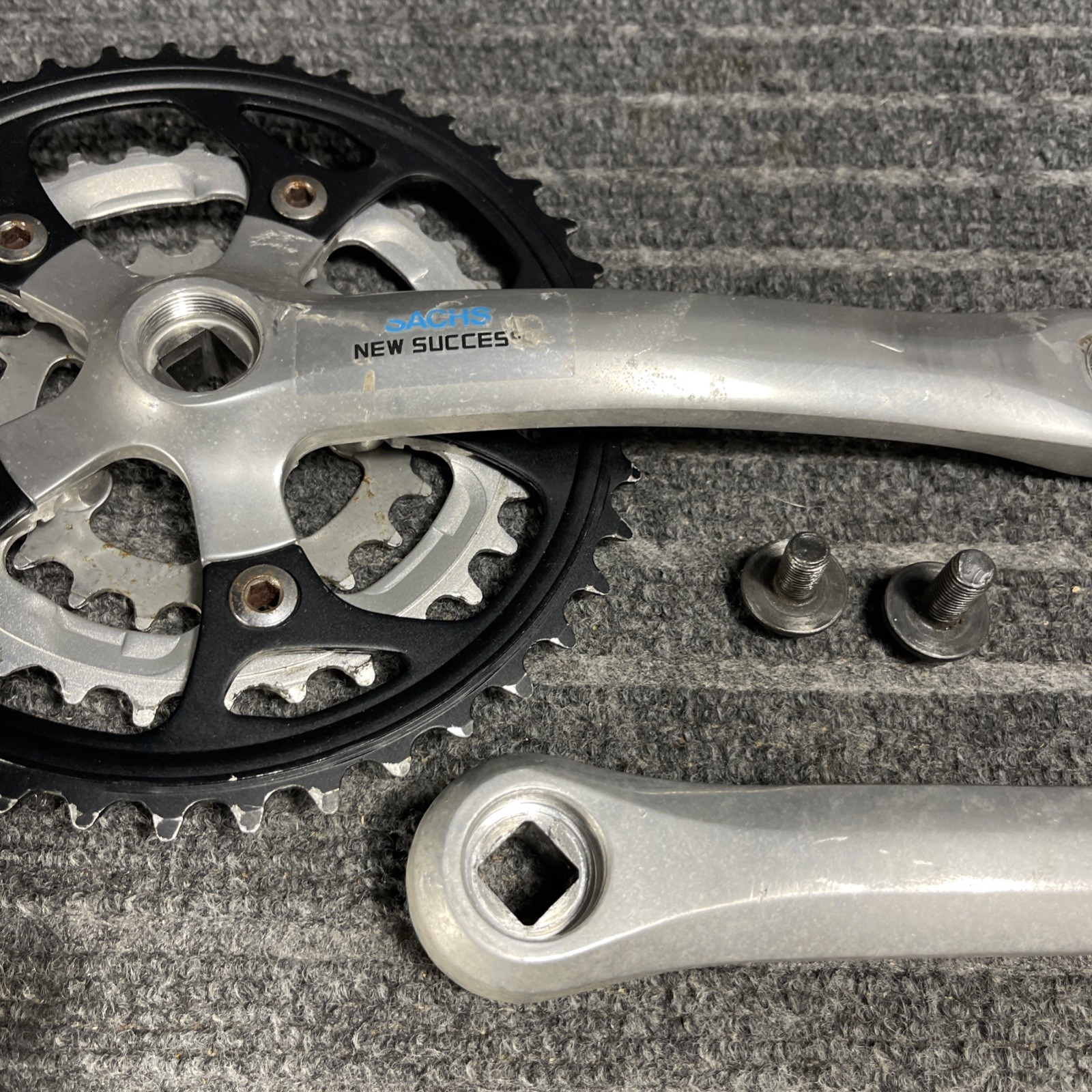 Vintage SACHS New Success Crankset 175mm Triple 42/32/22t Chainrings Sugino READ
