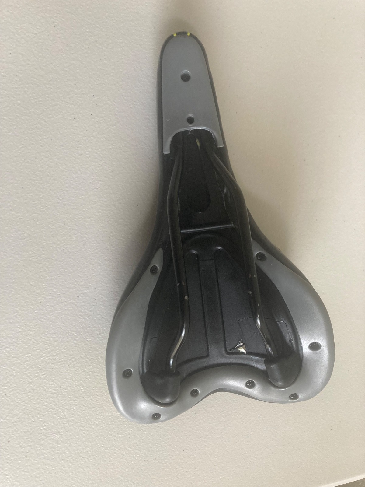 Genesis Bike Seat (Black, Yellow, White)