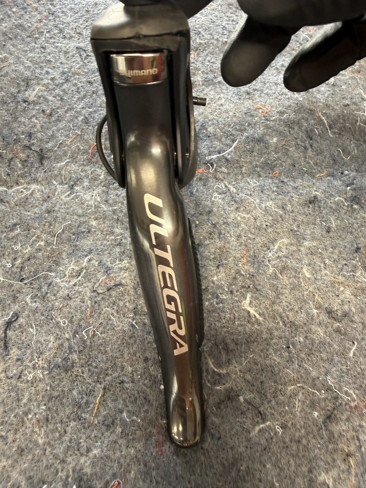Shimano Ultegra R6800 di2 groupset, 11 speed, 172.5mm, 50-34/11-28 gears