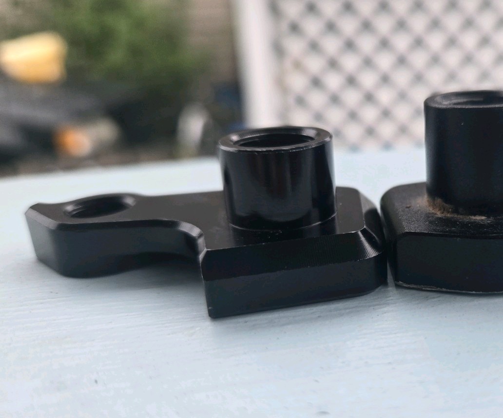 Santa Cruz Derailleur Hanger 04-17052 Various Models PLEASE READ