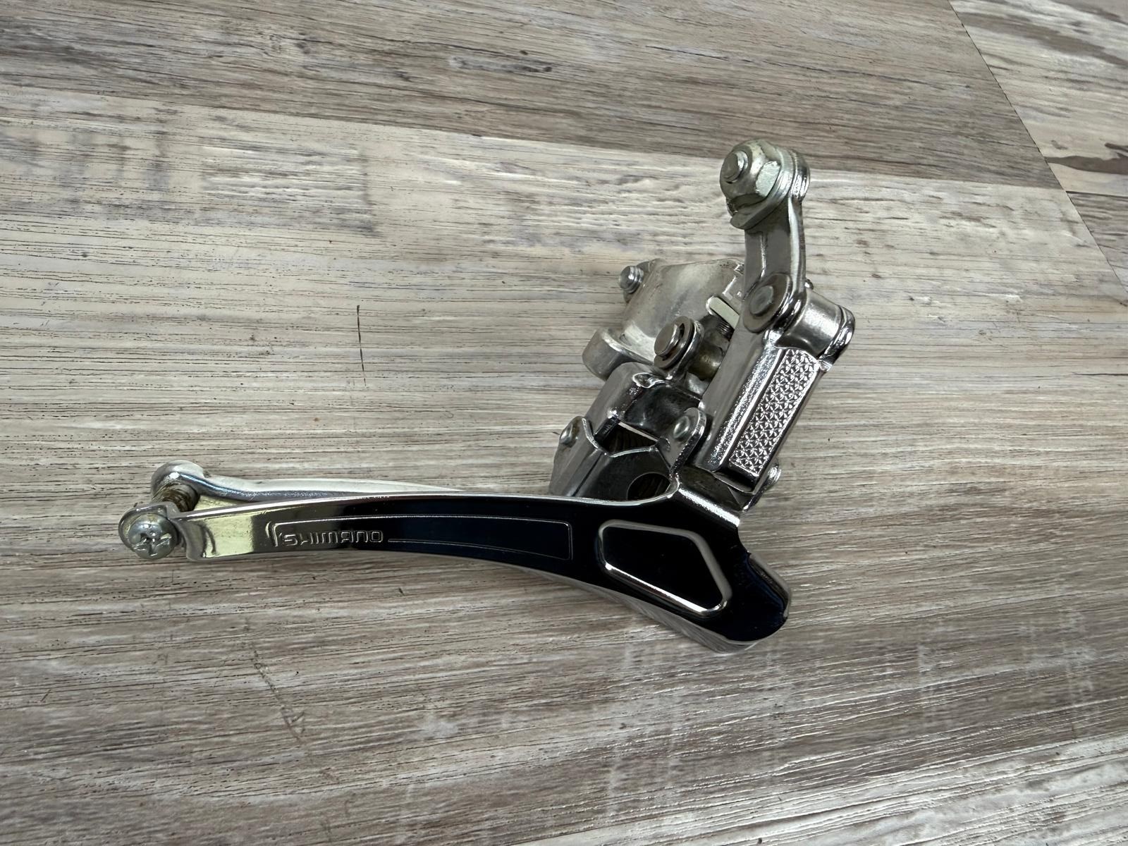 Vintage Shimano FD-Z202 Front Derailleur 28.6 mm Clamp Bottom Pull A2