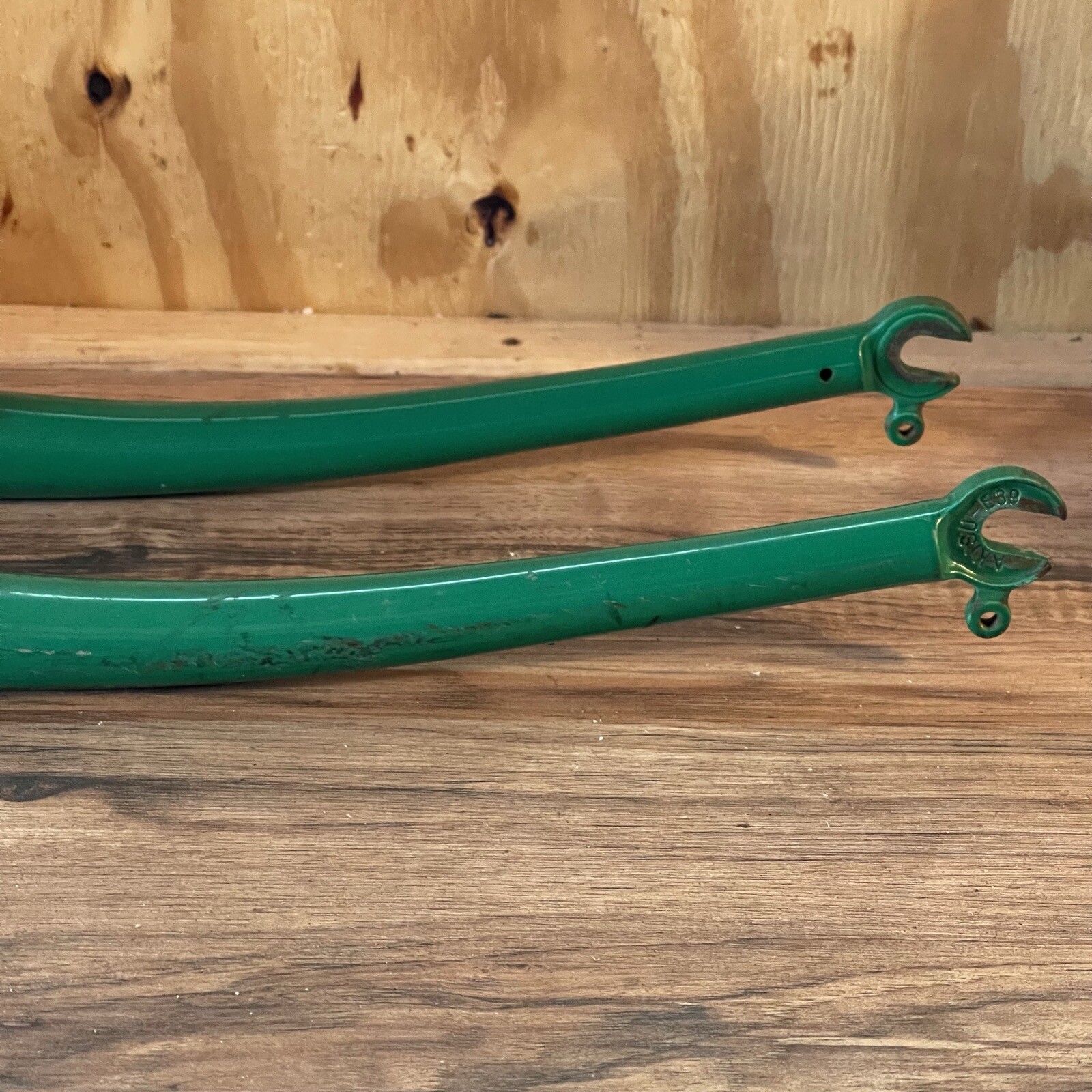 1 1/4 1.25 Inch Oversize Steerer MTB Rigid Fork 26 Threaded 144mm 395mm Green