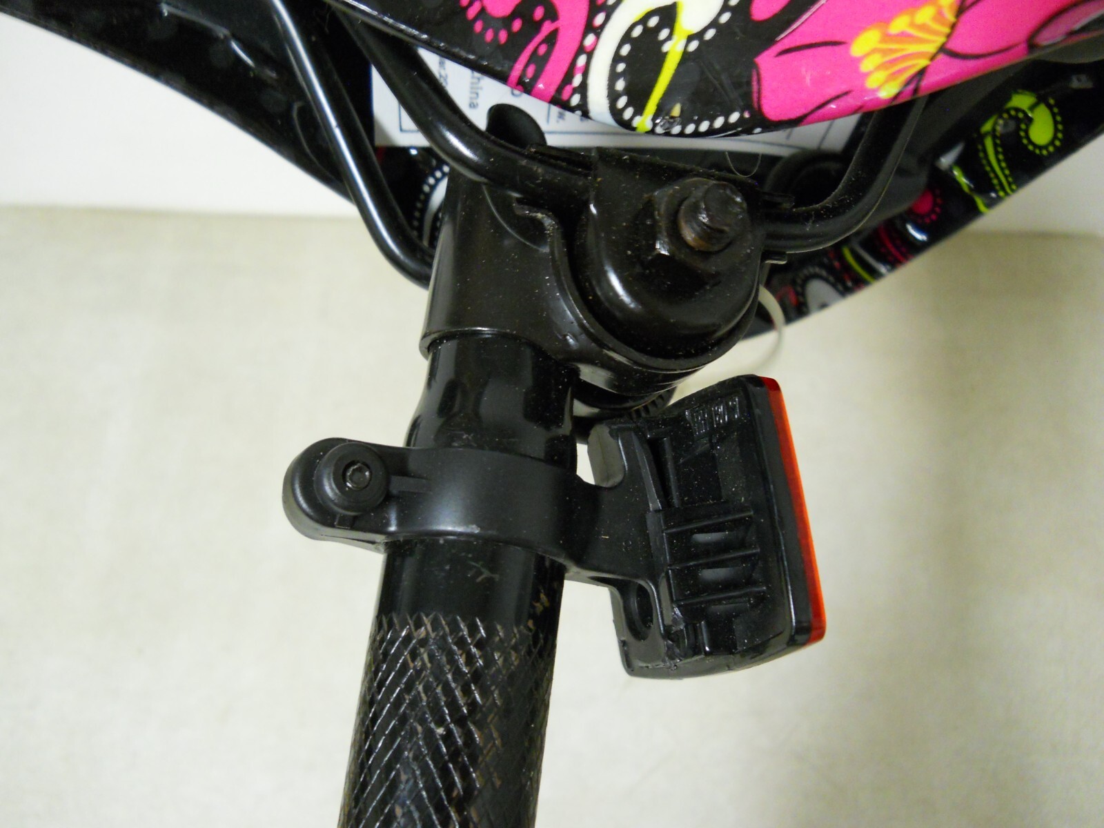 Next Flower Pattern Bicycle Seat Black Yellow White Pink Lilies Bar Reflector